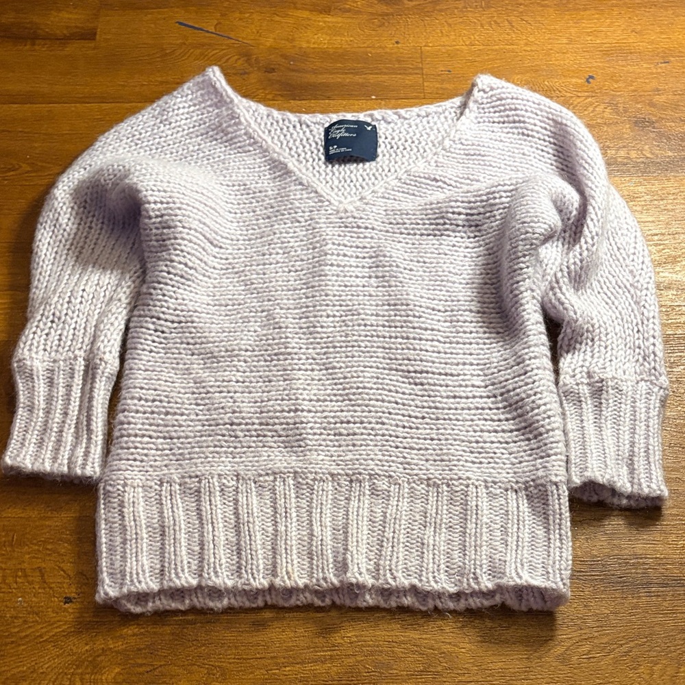 American Eagle Outfitters V-Neck Sweater in Light Purple